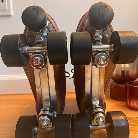 Moonlight Roller Skates Moon Boots AMETHYST men’s Size 8 women’s 9-9.5 - Picture 4 of 13